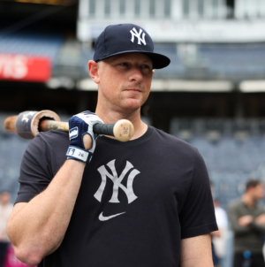Yankees Receive Harsh Criticism For Consistent DJ LeMahieu Decision