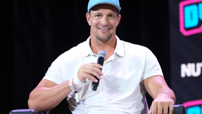 Rob Gronkowski Shares No-Holds-Barred Take on Patriots’ 2025 Season