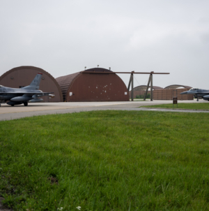 Photos Show Upgraded US F-16 Jets Arriving on North Korea’s Doorstep