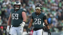Eagles Star Sends Scare Through Philly With Practice Injury
