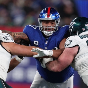 Dexter Lawrence Has Fiery Response After Being Called Out By Giants’ Legend