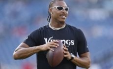 Vikings Announce Historic Justin Jefferson News During Chargers Clash