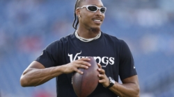 Vikings Announce Historic Justin Jefferson News During Chargers Clash