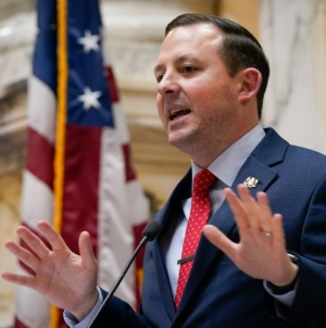 Democrats Dealt Self-Inflicted Blow in Redistricting War With Donald Trump