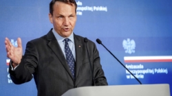Poland issues Putin arrest warning ahead of Trump meeting