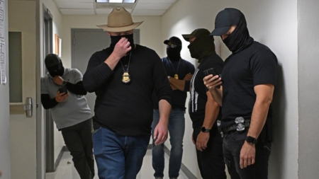 Democrats Unveil Plans to Reign in ICE Agents If They Win Midterms