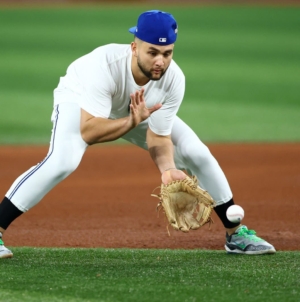 Bo Bichette Tabbed to Betray Blue Jays, Join Dodgers