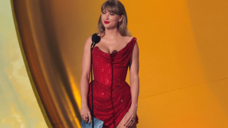 Detail in clip of Taylor Swift working out sparks debate on extreme wealth