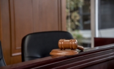 Police Officer Appearing for Court Hearing Without Pants on Shocks Judge