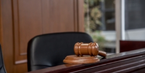 Police Officer Appearing for Court Hearing Without Pants on Shocks Judge