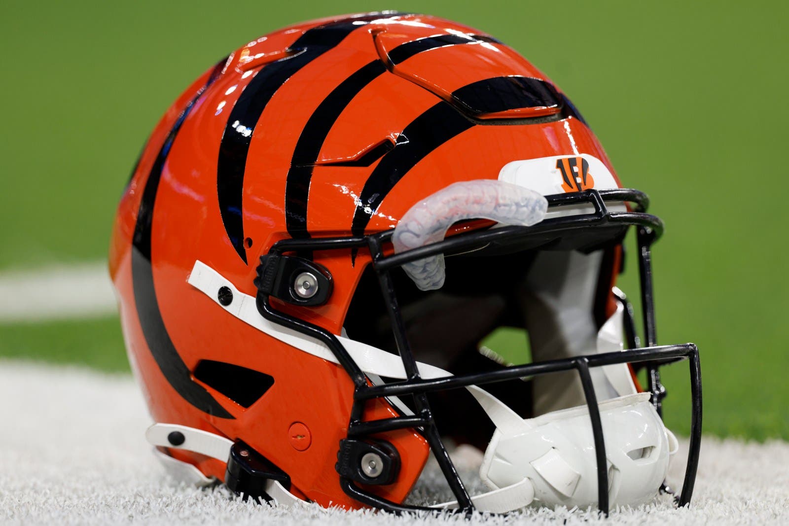 Report: Bengals Defender Shockingly Requests Trade Ahead of Deadline