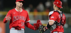 Angels Lose Ex-Phillies, Dodgers Reliever to Free Agency
