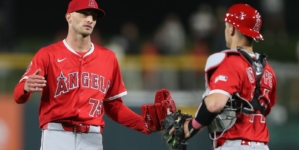 Angels Lose Ex-Phillies, Dodgers Reliever to Free Agency
