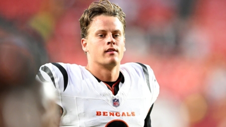Bengals’ Joe Burrow Gets Strong Message From Super Bowl Champ Amid Recovery