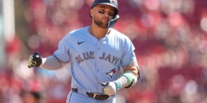 Blue Jays’ Bo Bichette Reveals World Series Status Amid Injury