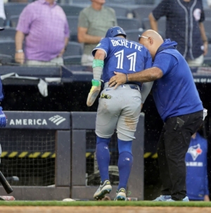 Blue Jays’ Bo Bichette Has 2-Word Response About World Series Availability