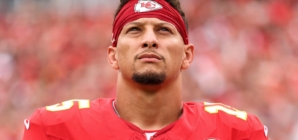 Patrick Mahomes Makes NFL History on ‘Monday Night Football’