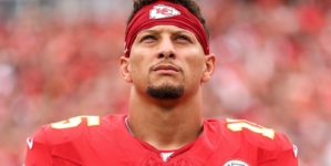 Patrick Mahomes Makes NFL History on ‘Monday Night Football’