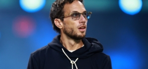 Report: Dolphins Decide the Fate of Mike McDaniel After Parting Ways With Chris Grier