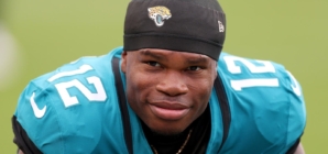 Jaguars’ Travis Hunter Scores First NFL Touchdown in Dynamic Fashion