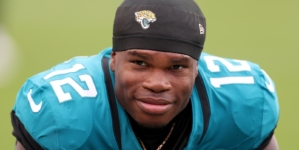 Jaguars’ Travis Hunter Scores First NFL Touchdown in Dynamic Fashion
