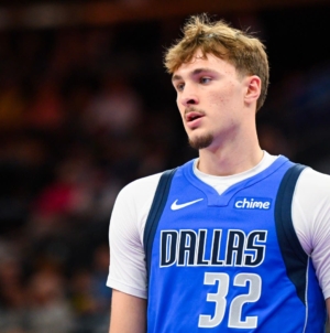 Mavericks Make Bold Cooper Flagg Decision Before NBA Debut vs Spurs