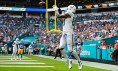 Dolphins’ Darren Waller Potentially Facing Season-Ending Injury