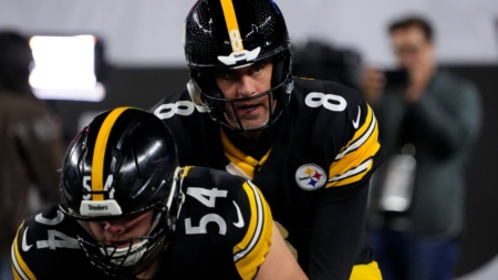 NFL Officials Receive Backlash for Tush Push Penalty Against Steelers