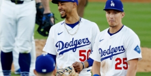 Dodgers’ Mookie Betts Sends Message to Brewers After NLCS