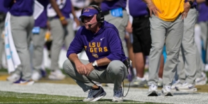 LSU Fans Beg 5-Star Commit to Stay With Program After Texas A&M Loss