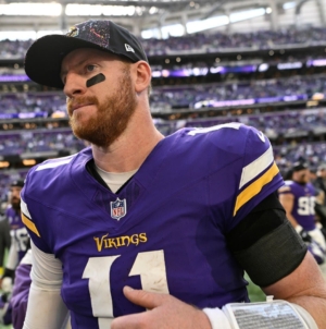 Vikings’ Carson Wentz Draws Backlash After Eagles Postgame Comment