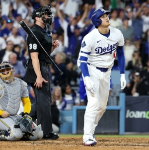 Yankees Hall of Famer Calls Dodgers’ Shohei Ohtani MLB’s GOAT