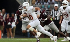 Texas QB Arch Manning Exits Game With Concerning Head Injury