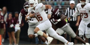 Texas QB Arch Manning Exits Game With Concerning Head Injury