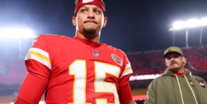 Bills Matchup Could Force Chiefs’ Hand Ahead of NFL Trade Deadline