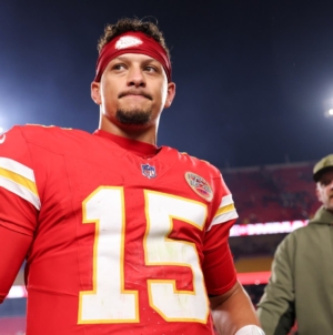 Bills Matchup Could Force Chiefs’ Hand Ahead of NFL Trade Deadline