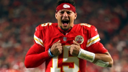 Chiefs’ Patrick Mahomes Sends Clear Message About Playing in Front of ‘Hostile’ Bills Fans