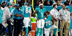 Dolphins Star Places Blame on Tua Tagovailoa, Offense After Ravens Blowout