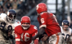 Former Chiefs Super Bowl Champion Warren McVea Dies