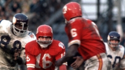 Former Chiefs Super Bowl Champion Warren McVea Dies