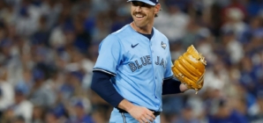 Red Sox Expected To Pursue Blue Jays Star Pitcher This Winter: Insider