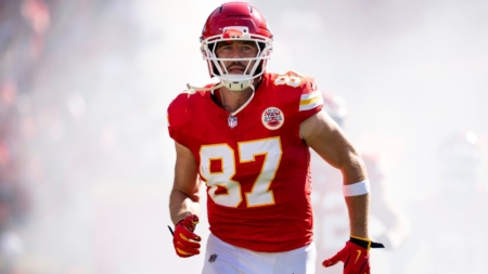 Chiefs Announce Historic Travis Kelce News vs Jaguars