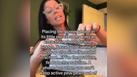 Mom Openly Flouts School’s Phone Ban: ‘I Stand on Everything I Just Said’ %%page%% %%sep%% %%sitename%% Mom Openly Flouts School’s Phone Ban: ‘I Stand on Everything I Just Said’