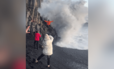 Moment Tourists ‘Risk Their Lives’ For Beach Photo Where Girl Recently Died %%page%% %%sep%% %%sitename%% Moment Tourists ‘Risk Their Lives’ For Beach Photo Where Girl Recently Died