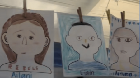 Boy Draws Self Portrait, Mom Asks If She Should Be ‘Concerned’ By Results %%page%% %%sep%% %%sitename%% Boy draws self portrait, mom asks if she should be “concerned” by results