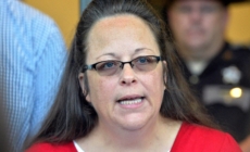 Kim Davis’ divorces called out as she fights gay marriage in Supreme Court