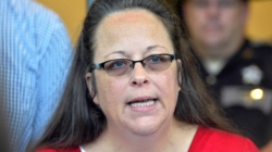 Kim Davis’ divorces called out as she fights gay marriage in Supreme Court