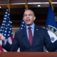 Hakeem Jeffries responds to Jeffrey Epstein email revelations