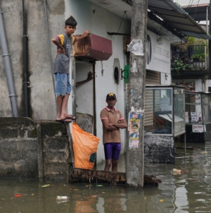 Over 100 Dead in Sri Lanka After Cyclone Ditwah
