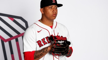 Red Sox See 101 mph Righty Turn His Back in Free Agency